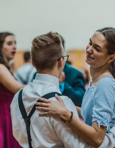 Reportážní fotografie focená svatebním fotografem Fotky s duší na hodech v Němčanech u Slavkova u Brna.