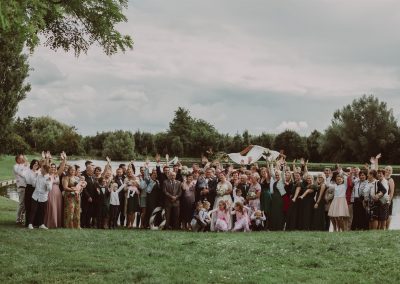 Hasičská svatební fotografie v Hevlína na Hranicicích s České republiky s Rakouskem pořízená svatením fotografem z Fotky s duší.